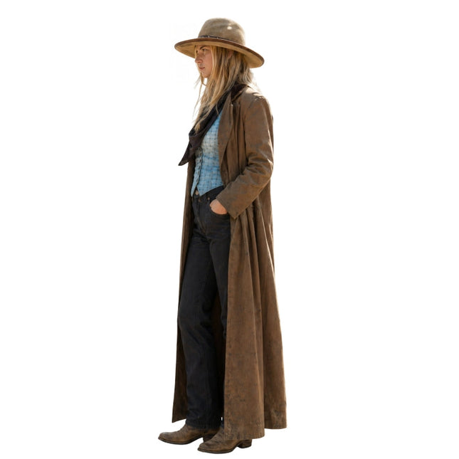 Person wearing a long coat in brown colour 