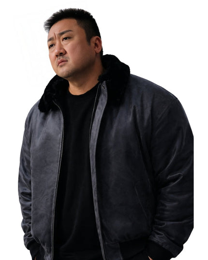 person wearing black jacket 