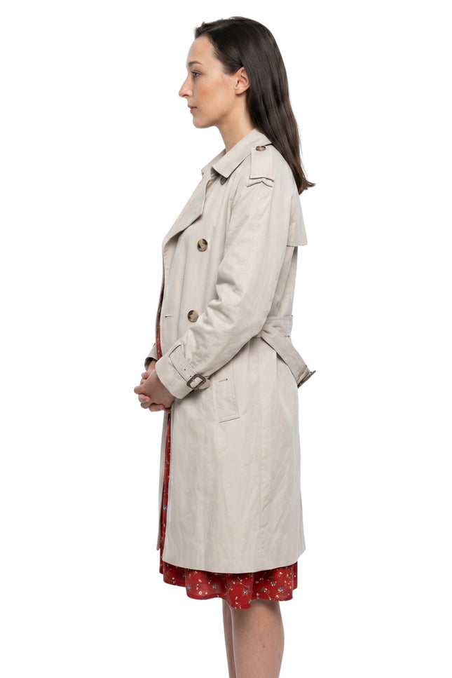 Phoebe Dynevor Thrash Movie 2026 Coat