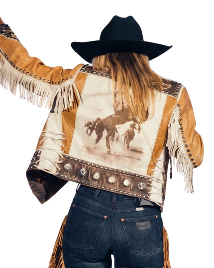 Lainey Wilson Peoples Choice Awards Brown Leather Jacket