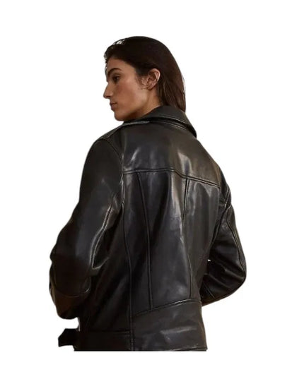 Women’s oversized 90s biker jacket with relaxed fit and retro look.