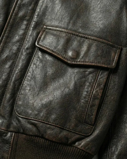 oversized 90s vintage jacket inspired by retro street fashion style